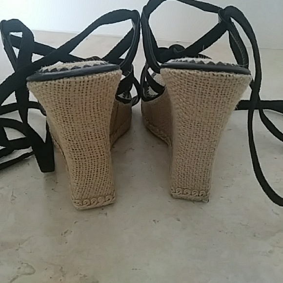 Sky high platforms - Picture 3 of 3